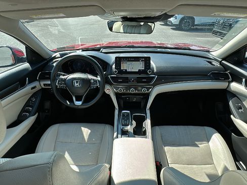 Used 2020 Honda Accord Touring image 27