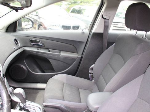 Used 2014 Chevrolet Cruze LT FWD image 14