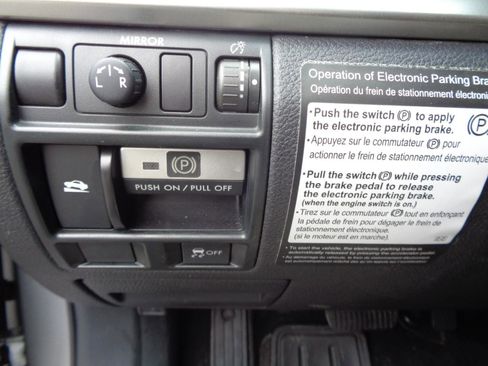 Used 2010 Subaru Outback 2.5i Premium image 33