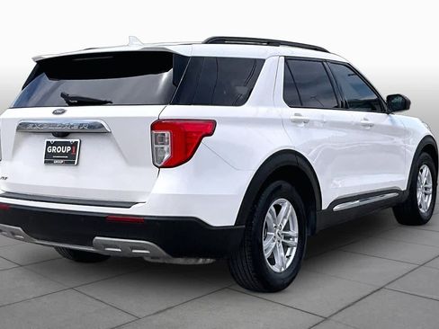 Used 2022 Ford Explorer XLT w/ Equipment Group 202A RWD image 12