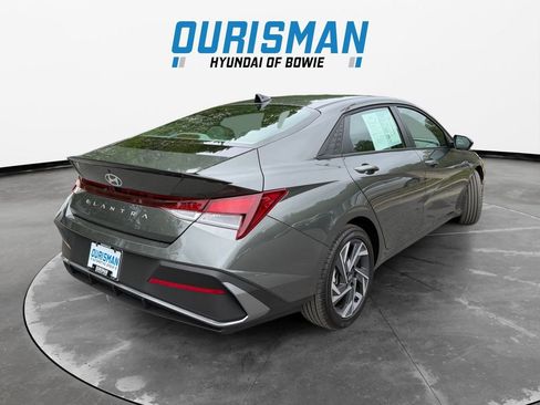 Certified 2025 Hyundai Elantra Sport FWD image 6