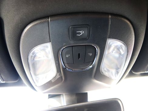 Used 2026 Jeep Compass Limited AWD/4WD image 44