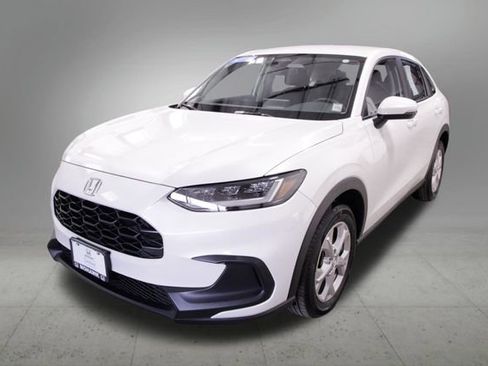 Certified 2024 Honda HR-V LX image 1