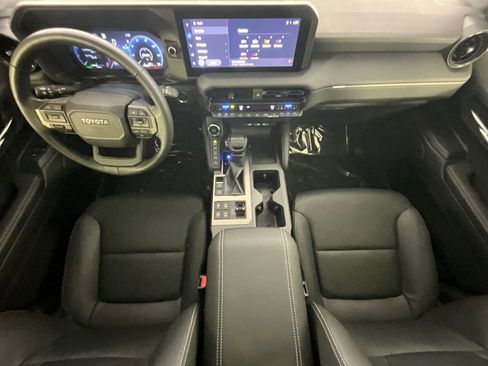 Used 2024 Toyota Land Cruiser image 14