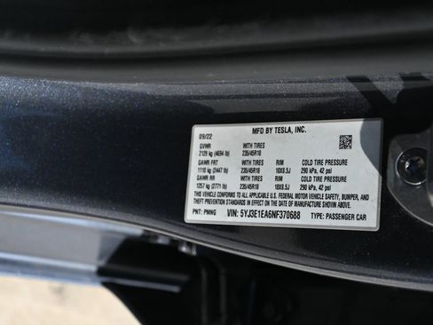 Used 2022 Tesla Model 3 RWD image 23