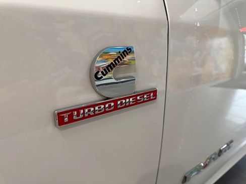 Used 2024 RAM 2500 Laramie AWD/4WD image 18
