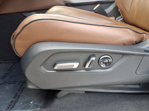Used 2023 Acura MDX SH-AWD w/ Advance Package image 21