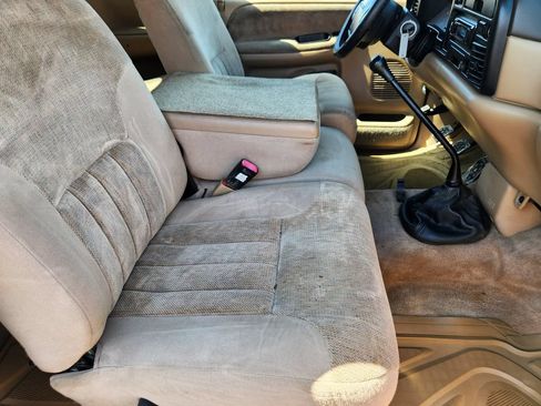 Used 1997 Dodge Ram 1500 Truck 2WD Club Cab image 16