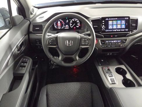 New 2025 Honda Ridgeline Sport image 11