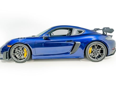Used 2024 Porsche 718 Cayman GT4 RS RWD image 3