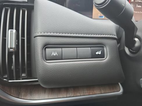 New 2026 Nissan Armada SL RWD image 10