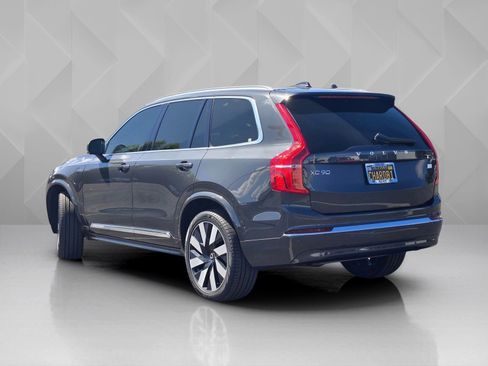 Certified 2023 Volvo XC90 T8 Ultimate AWD/4WD image 6