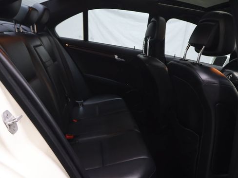 Used 2010 Mercedes-Benz C 300 4MATIC Sedan image 12