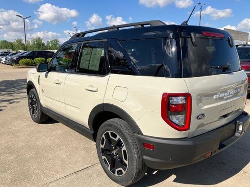 Certified 2024 Ford Bronco Sport Outer Banks AWD/4WD image 3