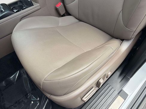 Used 2021 Lexus GX 460 Premium w/ Premium Package AWD/4WD image 24
