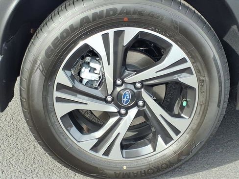 Used 2025 Subaru Crosstrek 2.0i Premium w/ Convenience Package #2 image 11