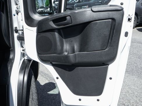 Used 2024 RAM ProMaster 2500 w/ Safety Group FWD image 38