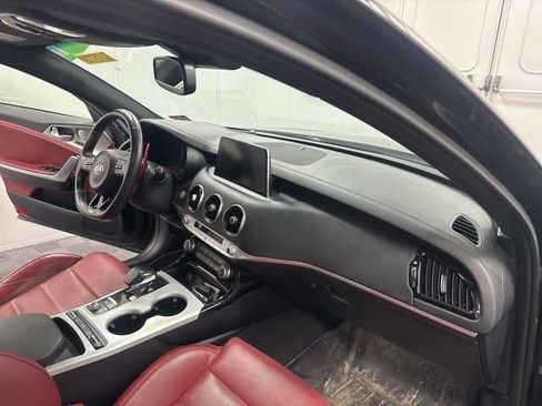 Used 2018 Kia Stinger GT2 w/ Paint Protection Package AWD/4WD image 17