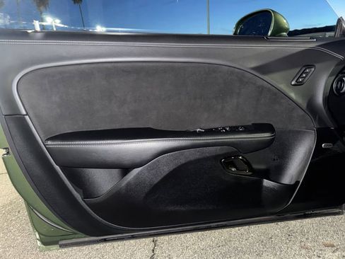 Used 2021 Dodge Challenger SRT Hellcat Redeye image 11