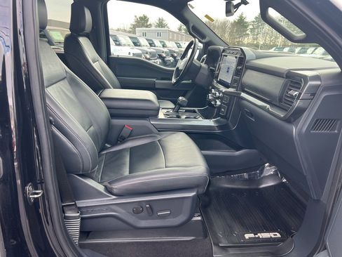 Used 2022 Ford F150 XLT w/ Equipment Group 302A High image 11