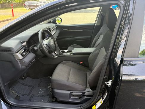 Used 2025 Toyota Camry LE FWD image 12