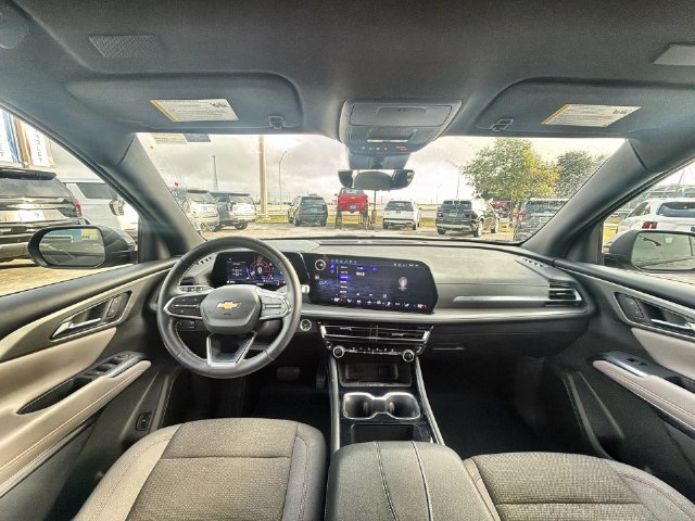 Certified 2026 Chevrolet Traverse LT w/ Driver Confidence Package FWD image 20