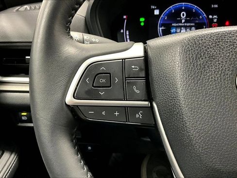 Used 2025 Toyota Grand Highlander AWD image 23