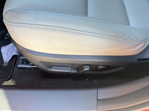 Used 2025 MAZDA CX-30 AWD 2.5 S w/ Preferred Package image 16