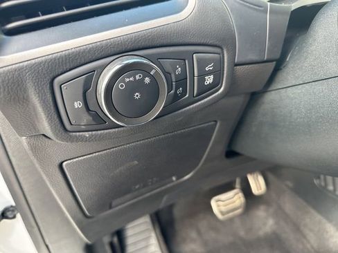 Used 2022 Ford Edge ST-Line image 16