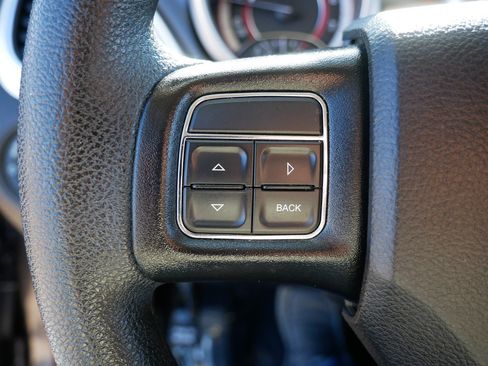 Used 2020 Dodge Journey SE w/ Blacktop Package FWD image 26