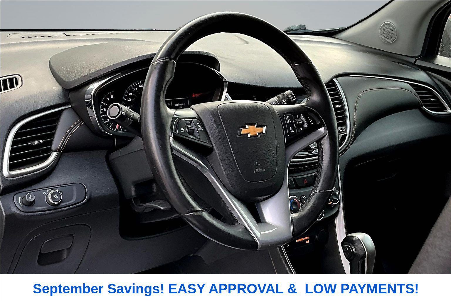 Used 2018 Chevrolet Trax LT w/ LT Convenience Package FWD image 17
