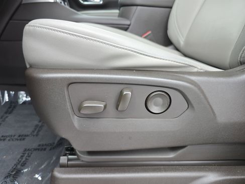 Used 2023 Chevrolet Tahoe LT w/ Luxury Package image 30