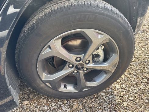 Used 2024 Ford Escape ST-Line image 8