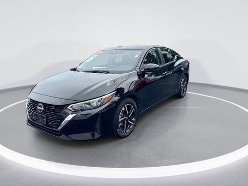 Certified 2024 Nissan Sentra SV FWD image 8