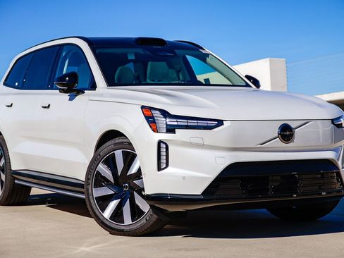 New 2025 Volvo EX90 Ultra w/ Protection Package Premier image 1