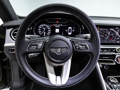 Used 2024 Bentley Flying Spur W12 AWD/4WD image 71