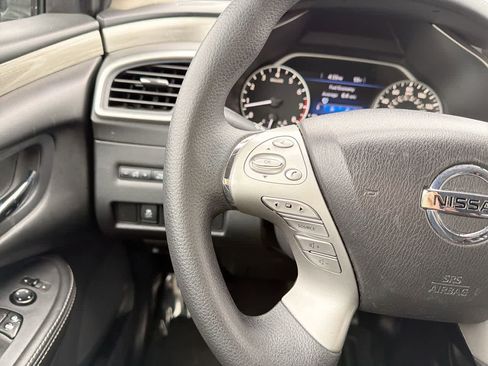 Used 2018 Nissan Murano S AWD/4WD image 28