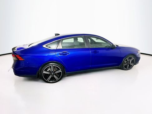 Used 2023 Honda Accord Sport image 10