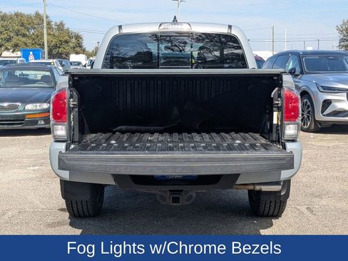 Used 2019 Toyota Tacoma Limited image 14