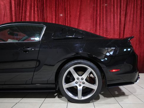 Used 2014 Ford Mustang GT Premium w/ Brembo Brake Package RWD image 5