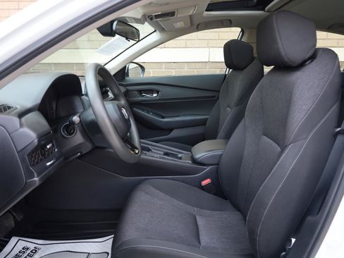 Used 2023 Honda Accord EX image 14