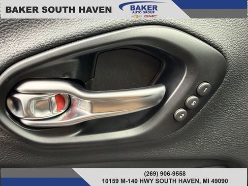 Used 2022 Jeep Cherokee Limited image 20