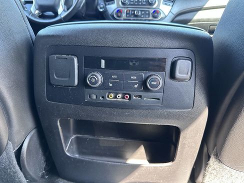 Used 2016 Chevrolet Suburban LTZ AWD/4WD image 14