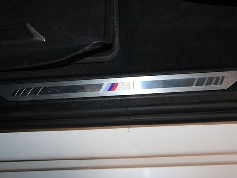 Used 2023 BMW X7 xDrive40i w/ Executive Package image 7