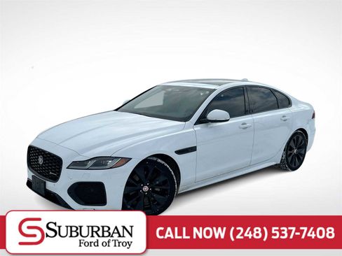 Used 2022 Jaguar XF R-Dynamic SE image 1