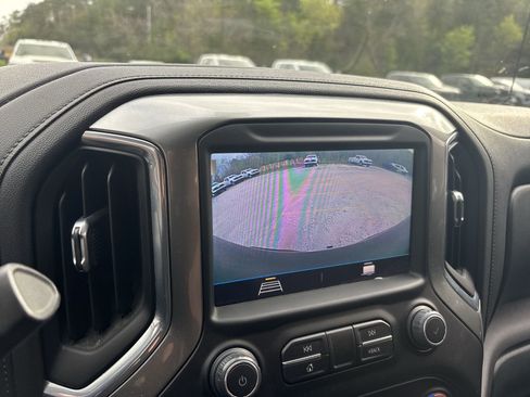 Used 2021 Chevrolet Silverado 1500 LT image 20