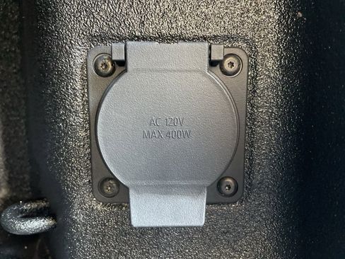 Used 2025 GMC Sierra 2500 Denali w/ Denali Reserve Package image 12