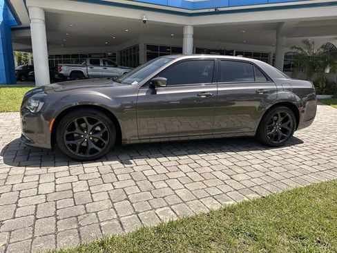 Used 2023 Chrysler 300 S RWD image 31