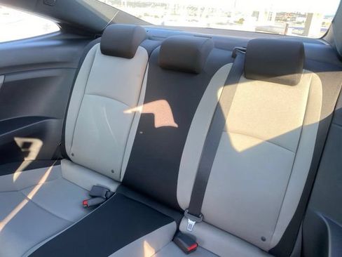 Used 2018 Honda Civic EX-T image 14