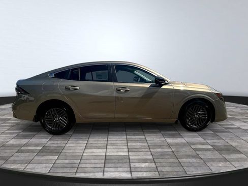 New 2026 Nissan Sentra SV w/ Floor Mat Package FWD image 16